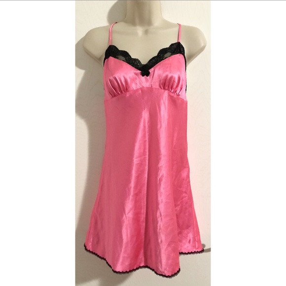 Betsey Johnson Other - Betsey Johnson Pink With Black Trim Sleep Dress